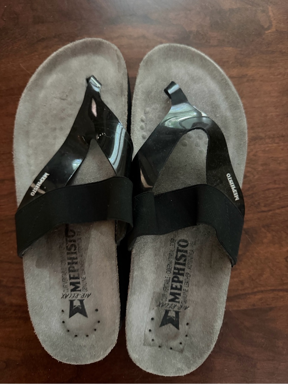 Mephisto Black Patent Leather & Grey Suede Toe-Post Sandals